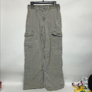 American Eagle Light Olive Green Pants - Size 4 Long